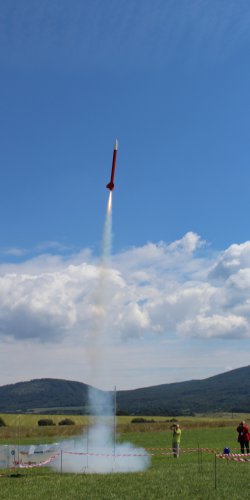 img_3843 cervena ap motorm klesc- let